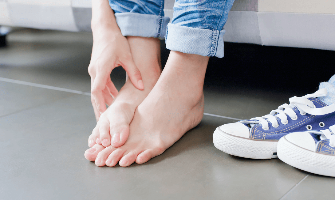 Symptoms of mycosis or mycosis of the feet